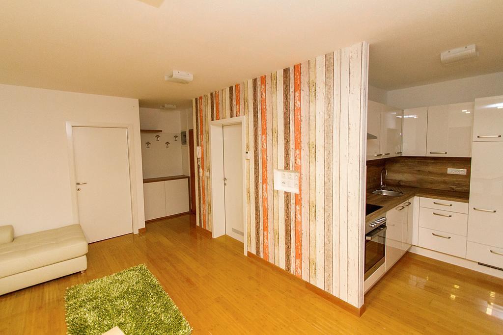 Apartments Bohinjskih 7 Стая снимка