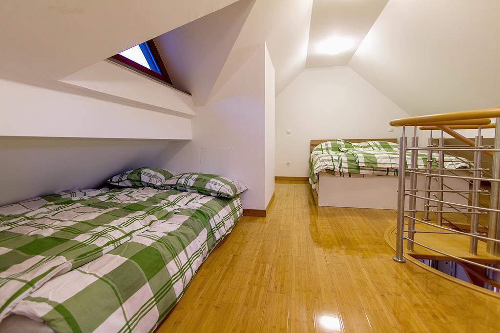 Apartments Bohinjskih 7 Стая снимка