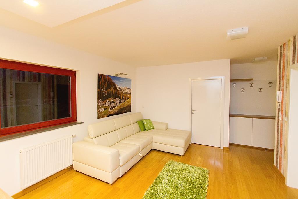 Apartments Bohinjskih 7 Стая снимка