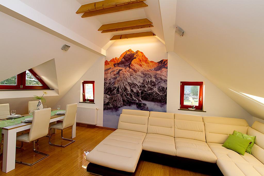 Apartments Bohinjskih 7 Стая снимка